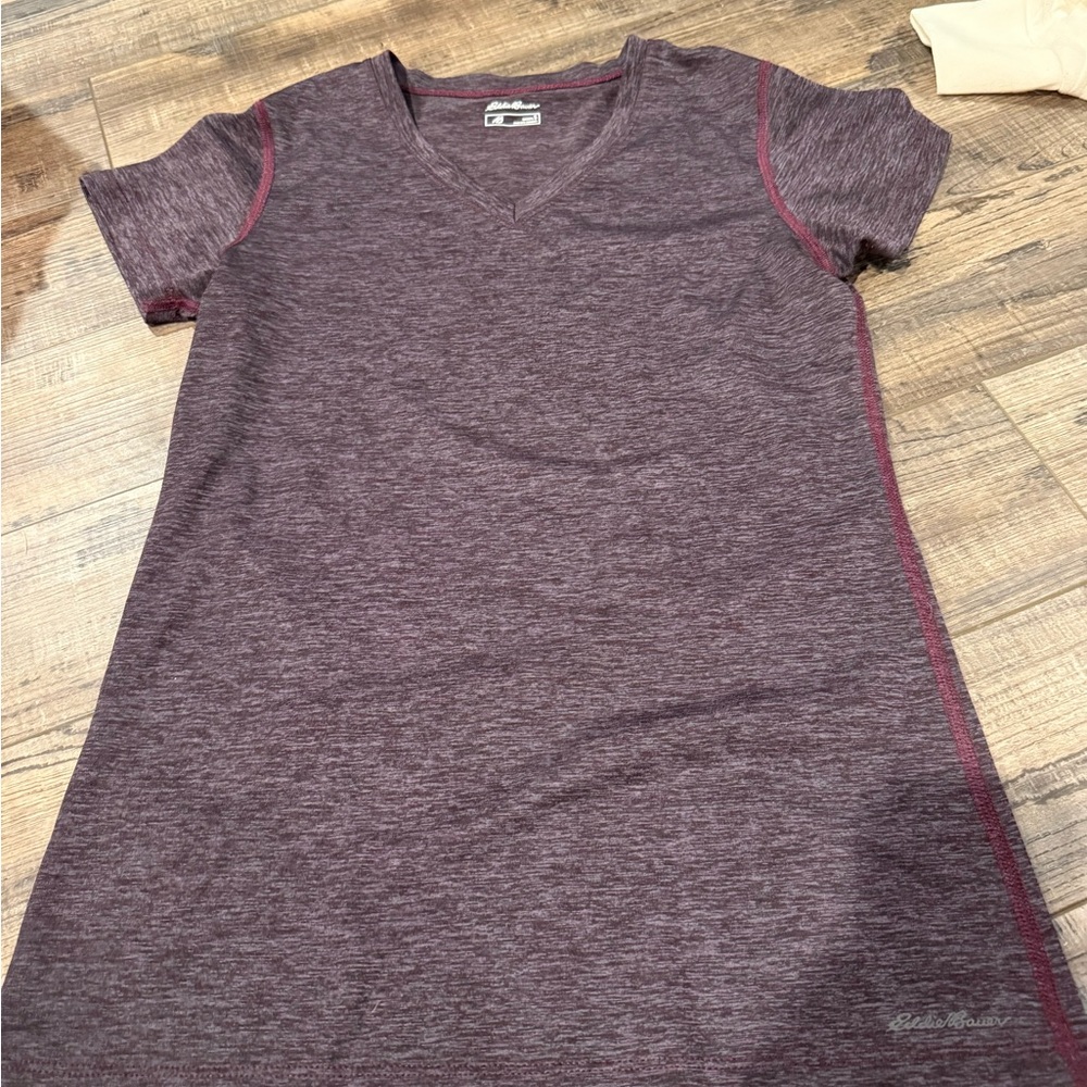 Purple V-Neck T-Shirt size small by Eddie Bauer